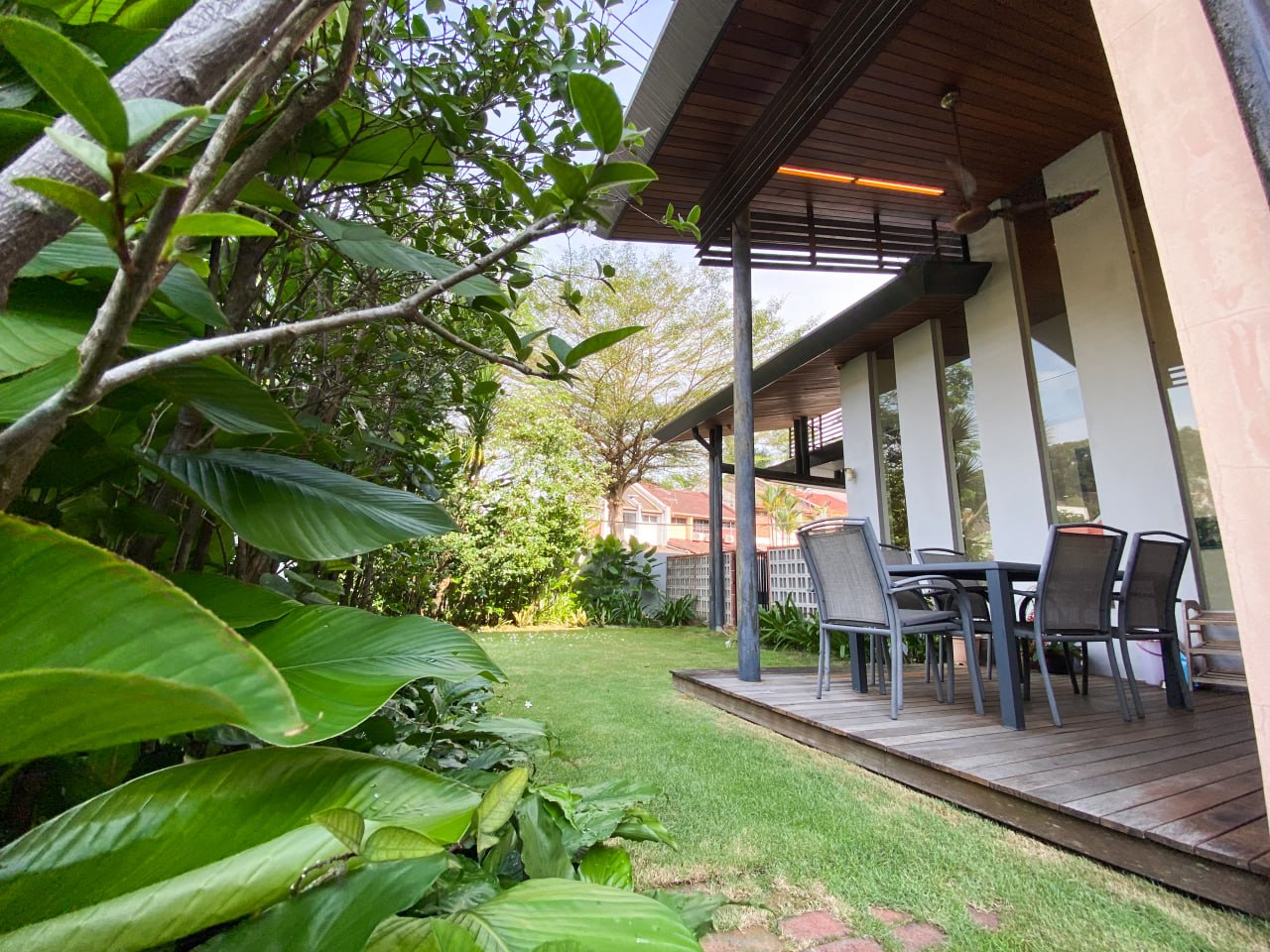 Corner Lot Double Storey Bukit Damansara Renovated - photo 8