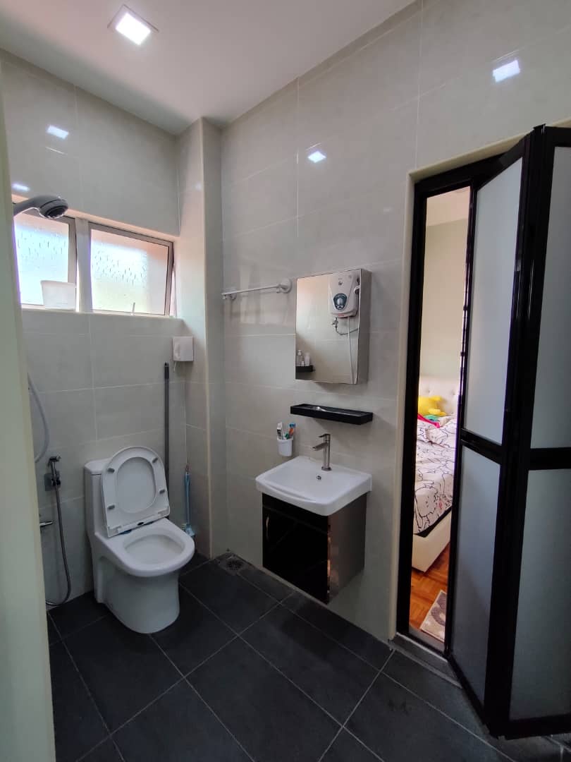 Easy Access Corner Lot Double Storey SS14 Subang J - photo 6