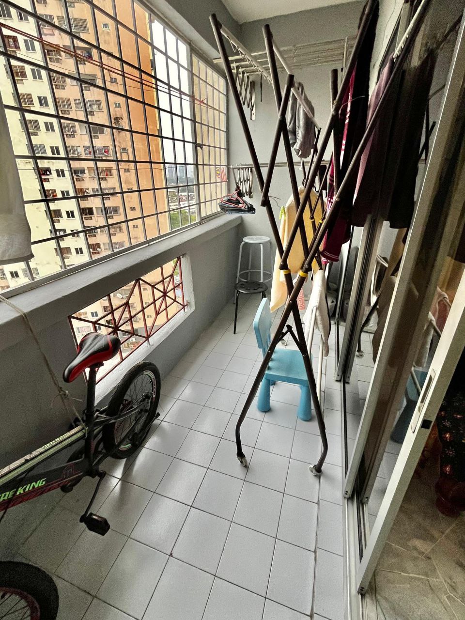 Pelangi Indah Condo Jalan Ipoh Partly Furnish - photo 2
