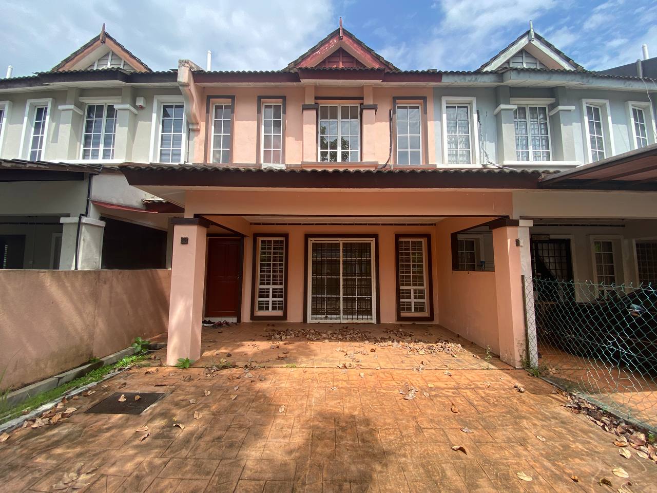 Double Storey Villa Damansara Seksyen 4 Kota Daman - photo 2