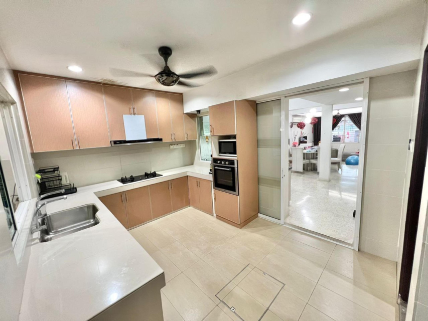 Double storey ss12 Subang Jaya Renovated - photo 8