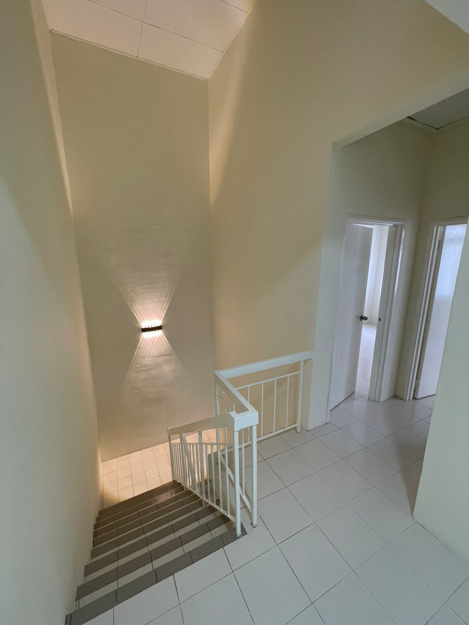Double Storey Taman Ukay Bestari Intermediate - photo 7