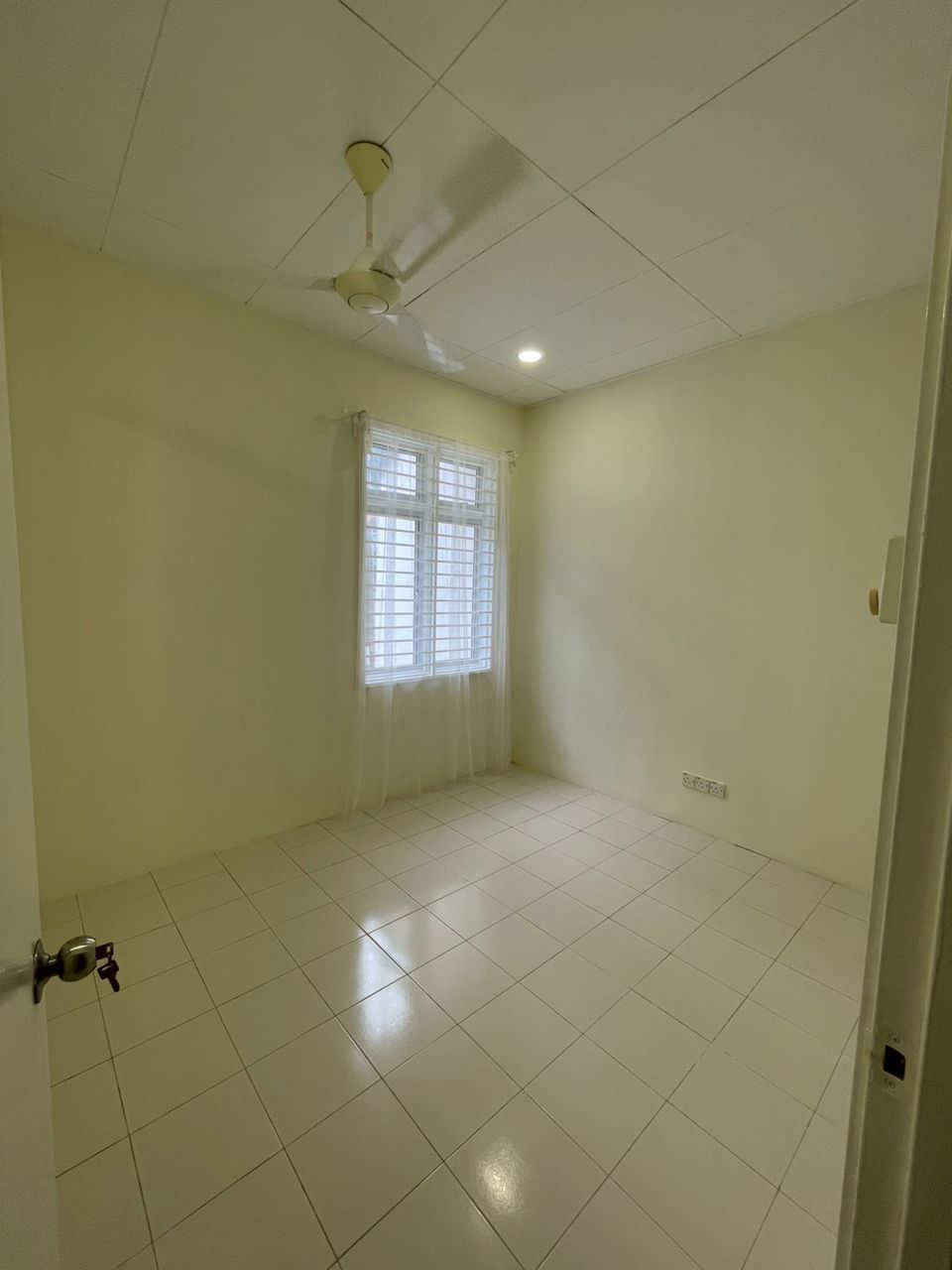 Double Storey Taman Ukay Bestari Intermediate - photo 8