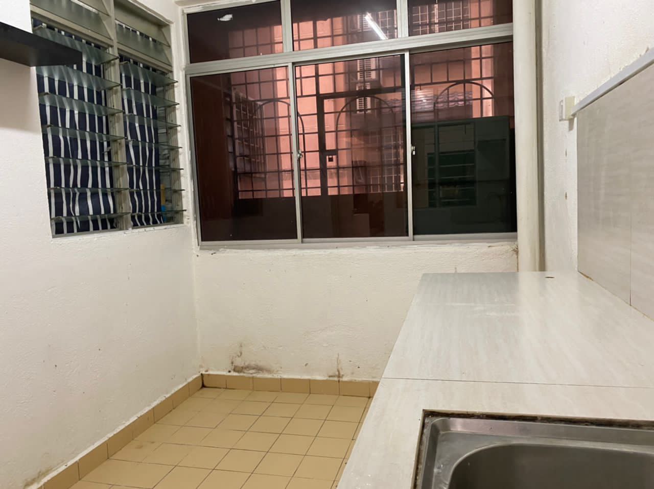 Lower Ground Dshire Kota Damansara - photo 7