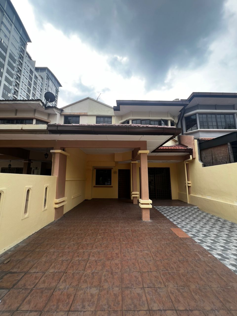 Two Storey Inter Jalan Camar Sek 4 Kota Damansara - photo 2