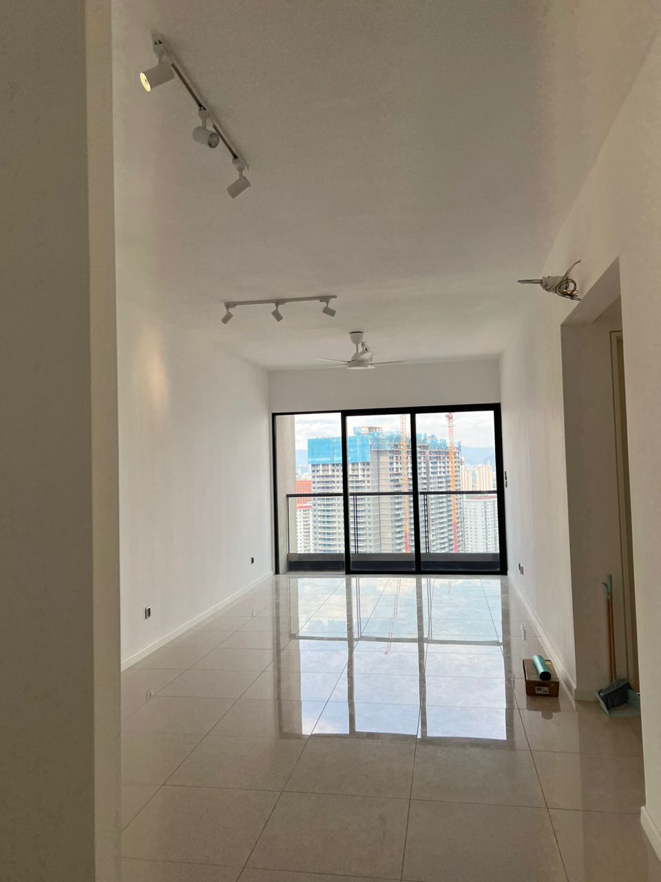 Partly Furnish Duta Park Residences - photo 2
