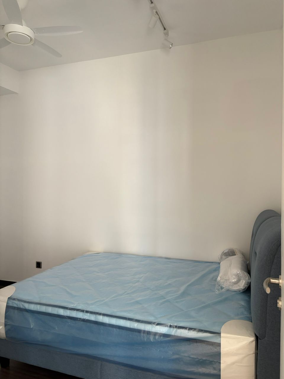 Partly Furnish Duta Park Residences - photo 3