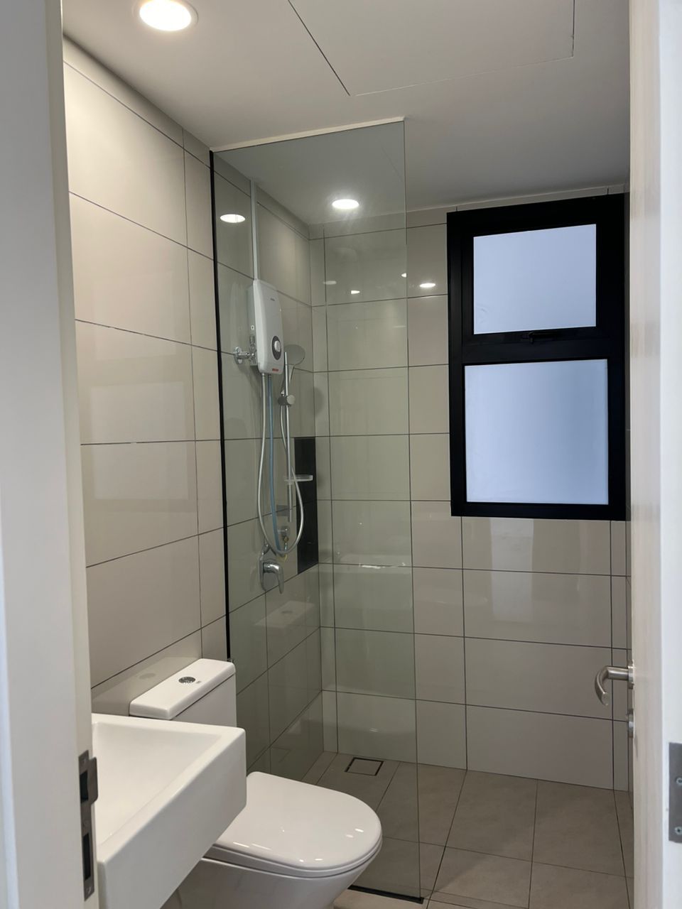 Partly Furnish Duta Park Residences - photo 6