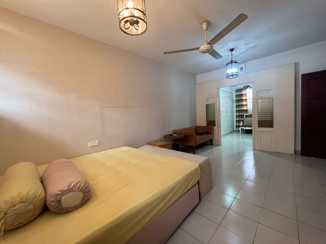 One Half Storey Corner Usj 6 Partly Furnish - photo 4