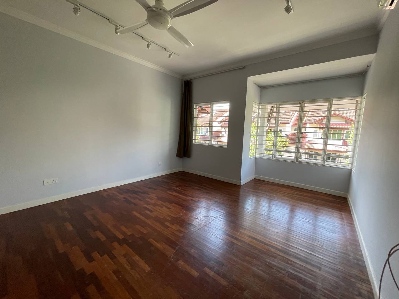 Upper Floor Laman Impian Garden Villa Sunway Daman - photo 12