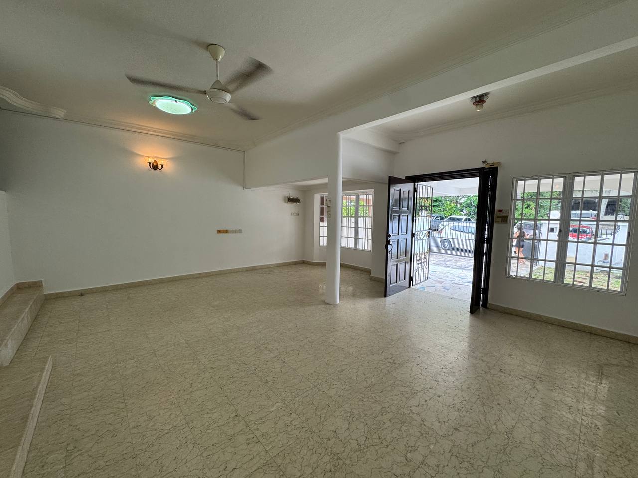 Double Storey Ss 12 Subang Jaya Renovated - photo 3