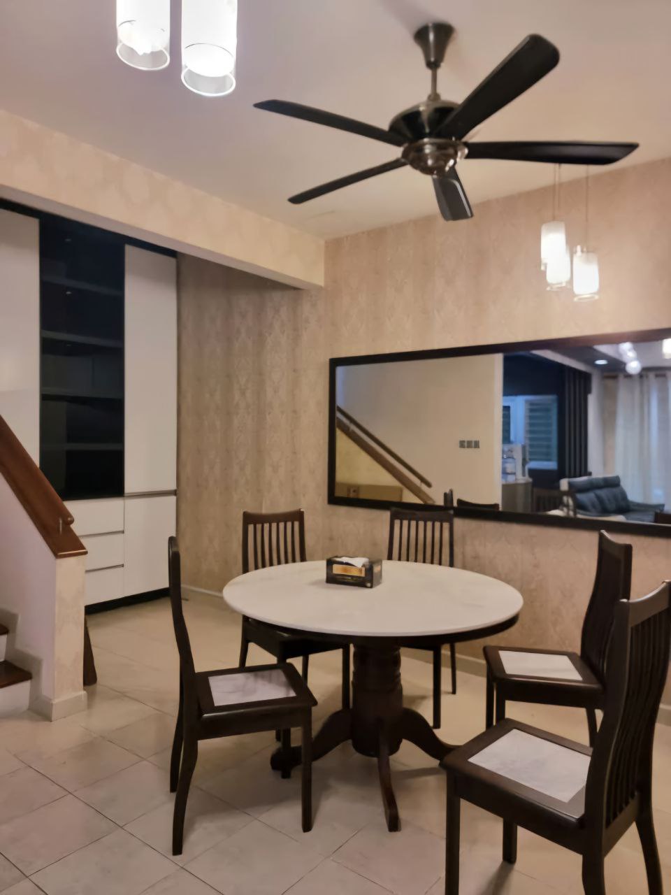 Upper Floor Townhouse Laman Impian Garden Villa - photo 2