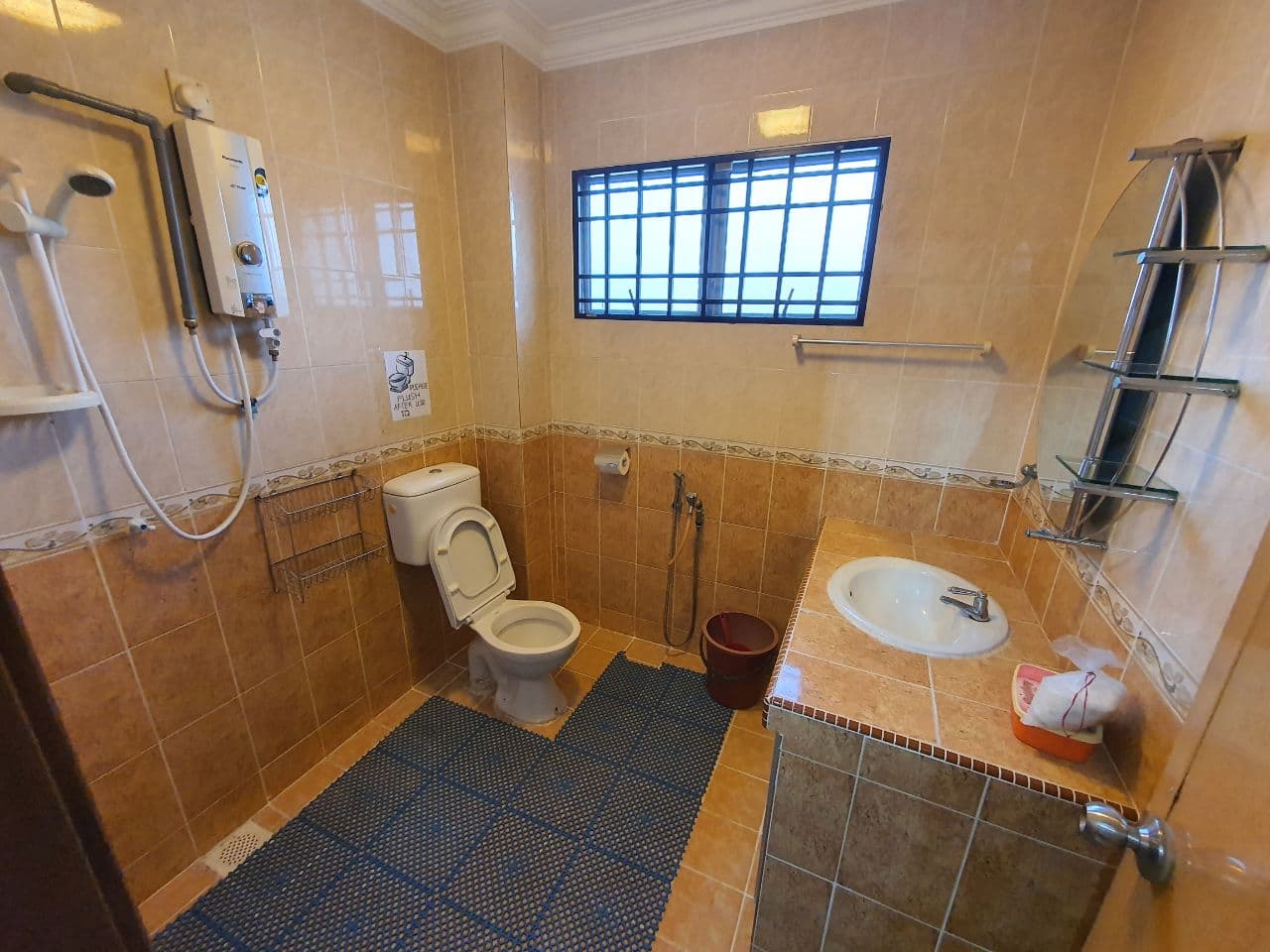 FULLY RENOVATED 2 Storey Semi D Pinggiran Saujana - photo 2