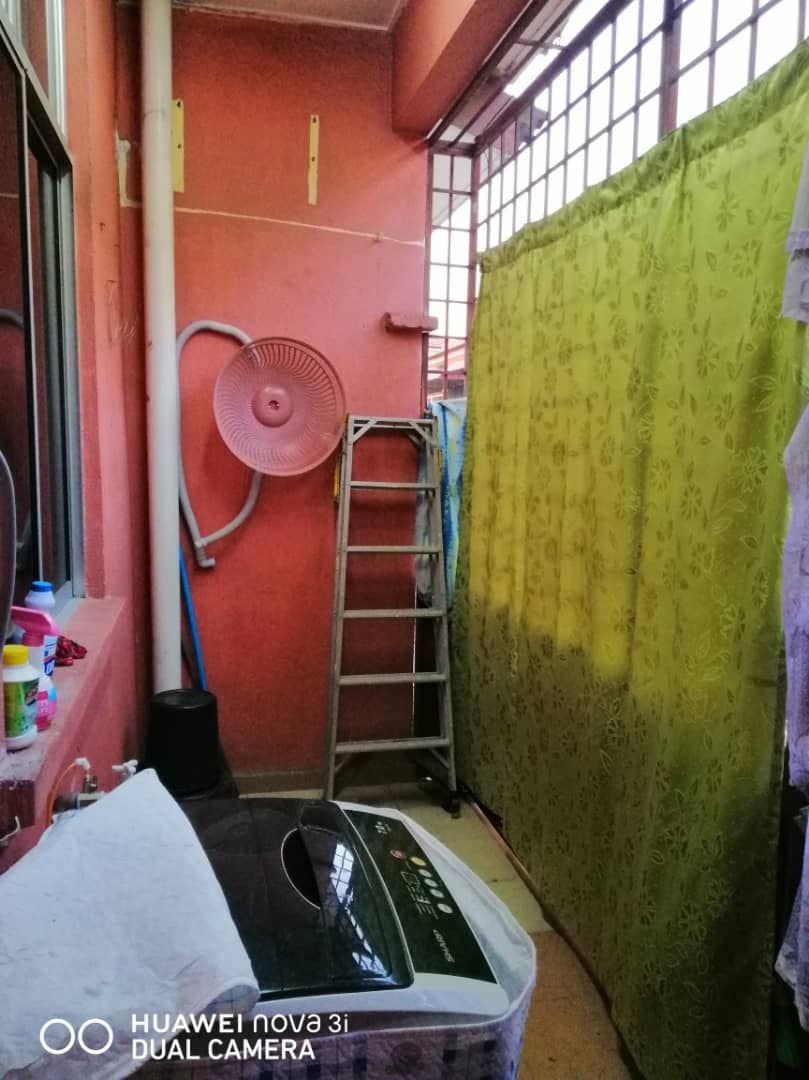 RENOVATED 1 Storey Rinching Seksyen 2 Semenyih - photo 2