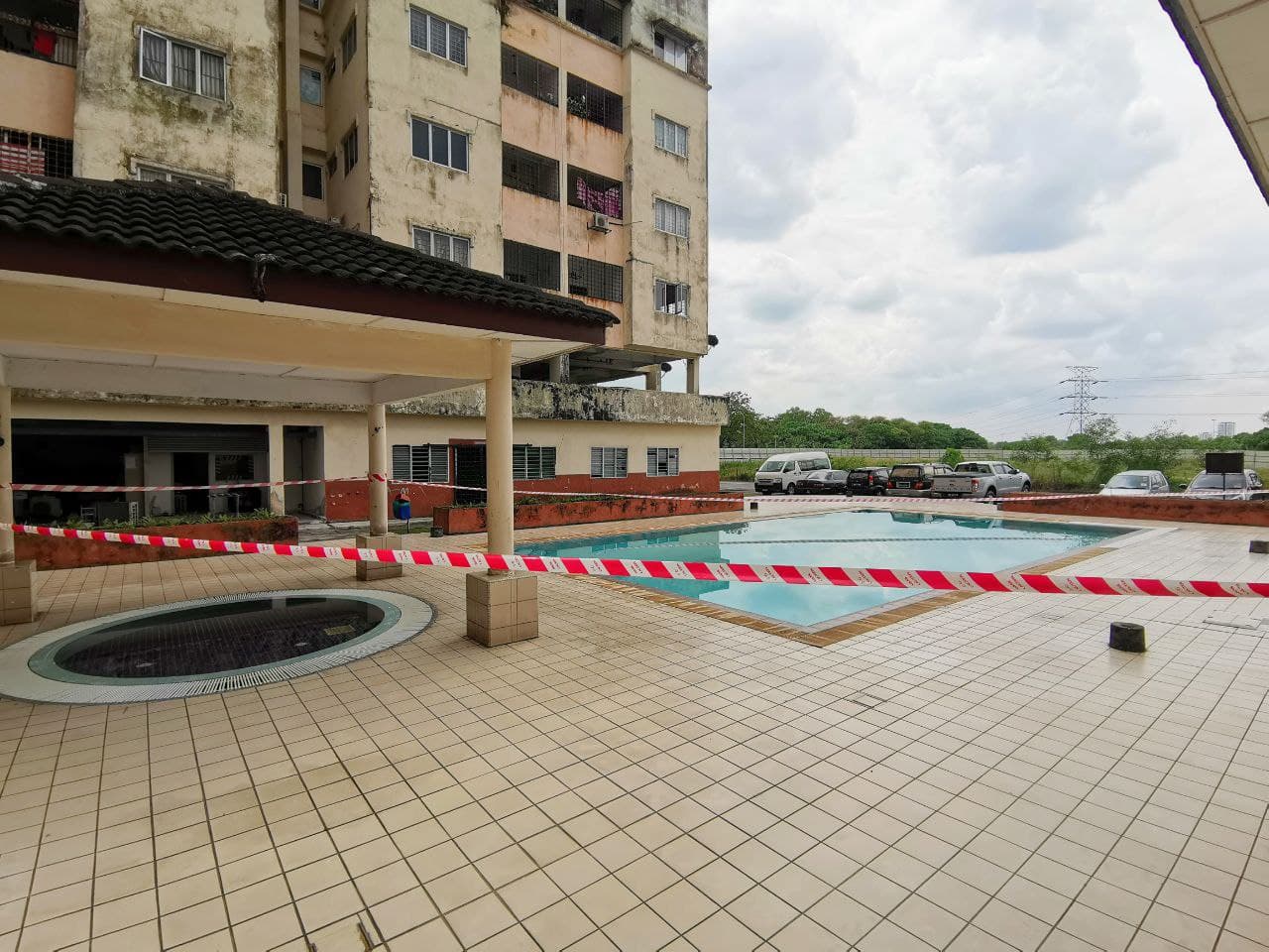 24 HOURS SECURE Puchong Intan Apartment - photo 2