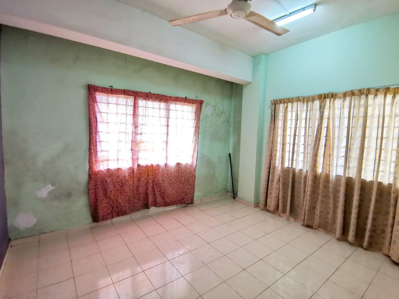 24 HOURS SECURE Puchong Intan Apartment - photo 4