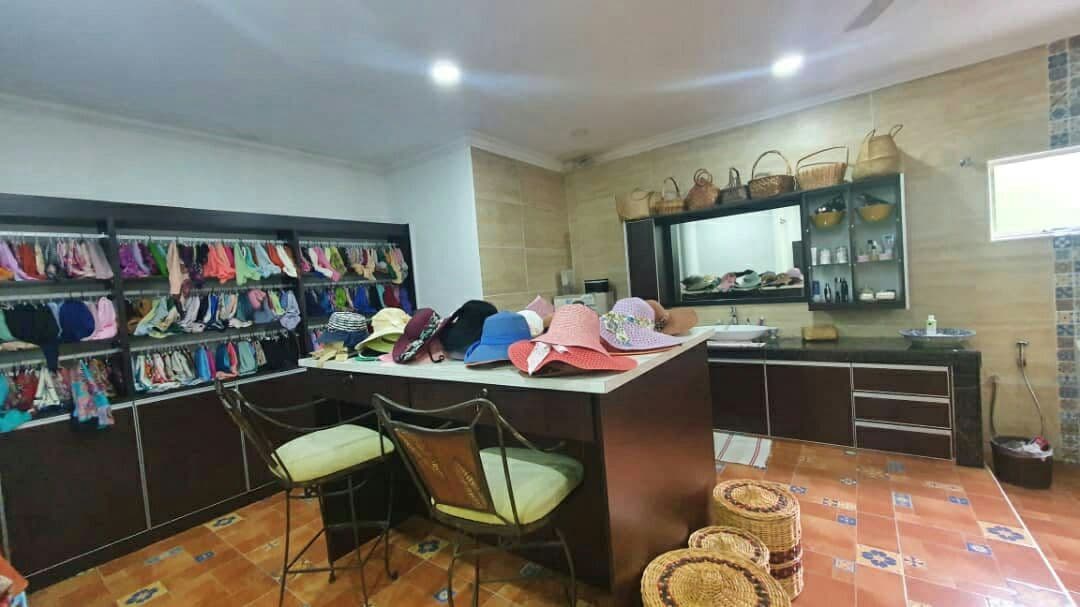 VERY BEAUTIFUL 2 Storey Bungalow KGSAAS Seksyen 13 - photo 11