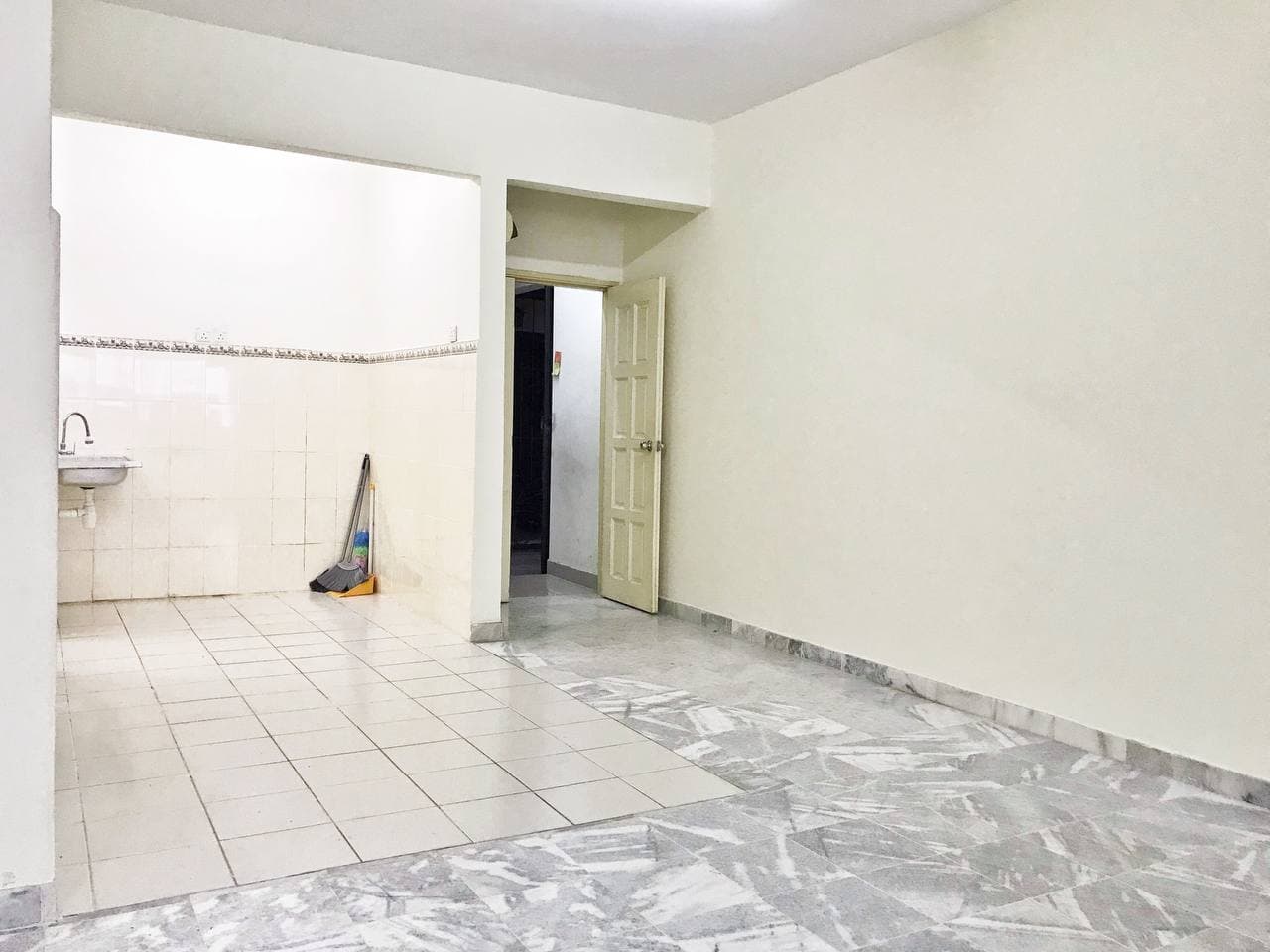 24 HOURS SECURE Kemensah Villa Condominium - photo 7