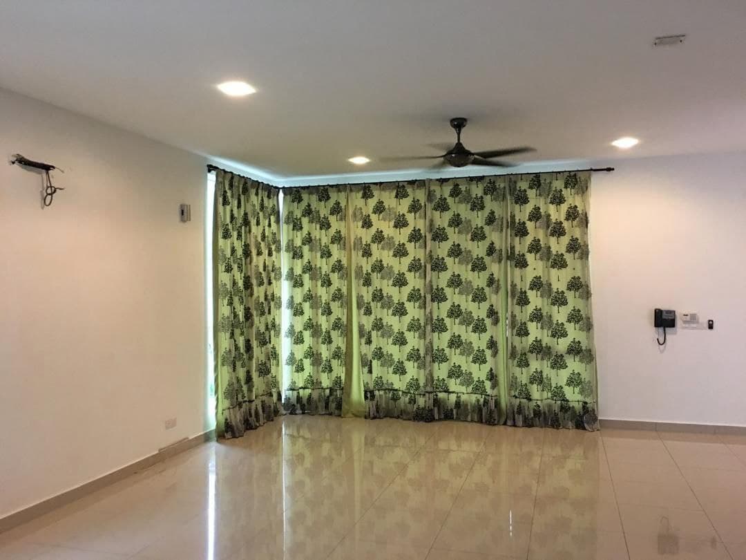 BEAUTIFUL 2 Storey Semi D Evergreen Garden Residen - photo 4