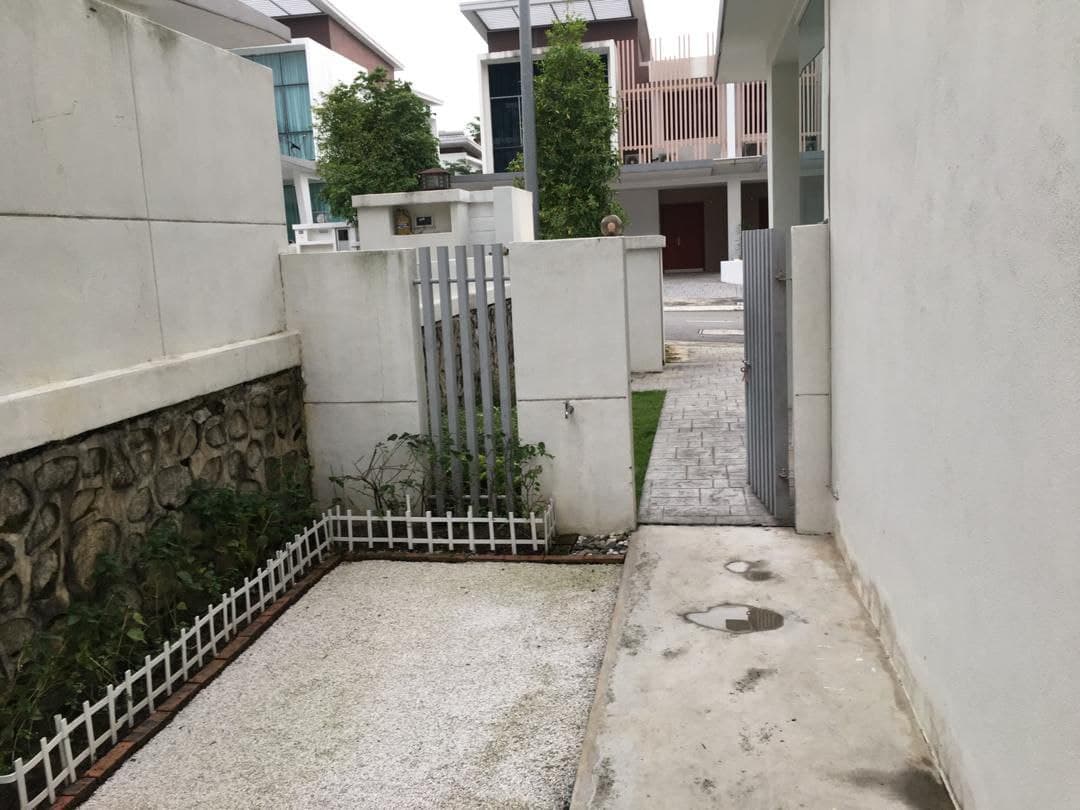 BEAUTIFUL 2 Storey Semi D Evergreen Garden Residen - photo 6