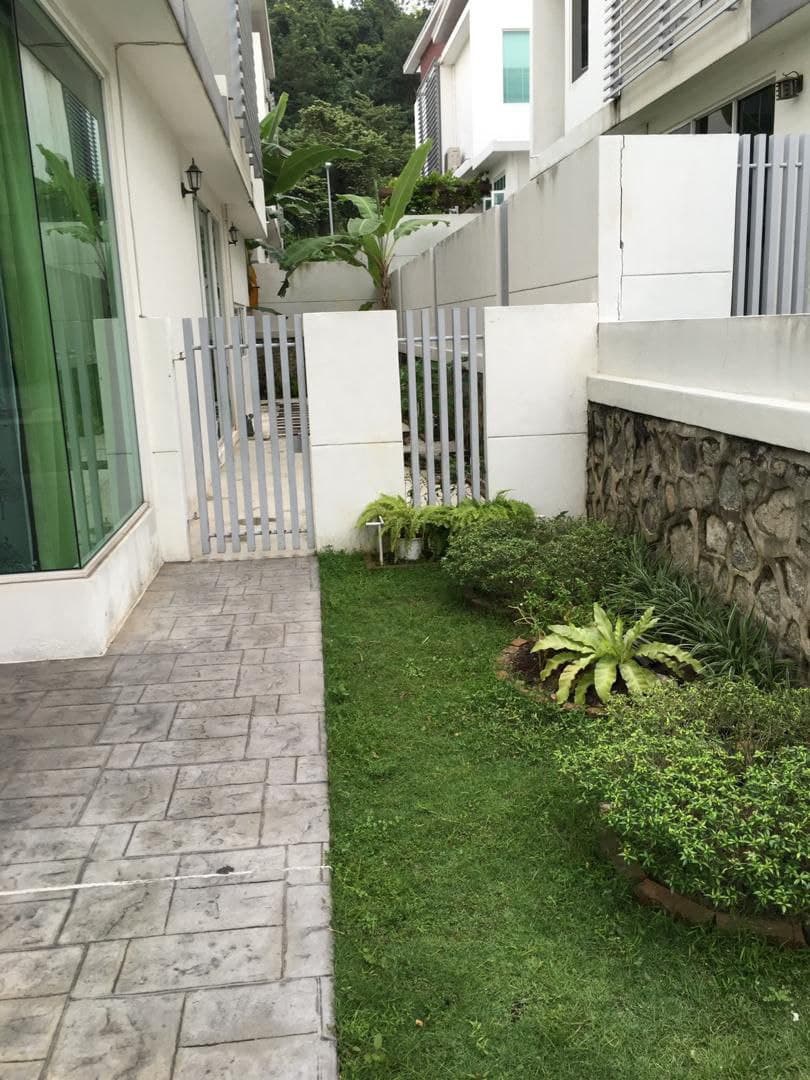 BEAUTIFUL 2 Storey Semi D Evergreen Garden Residen - photo 9