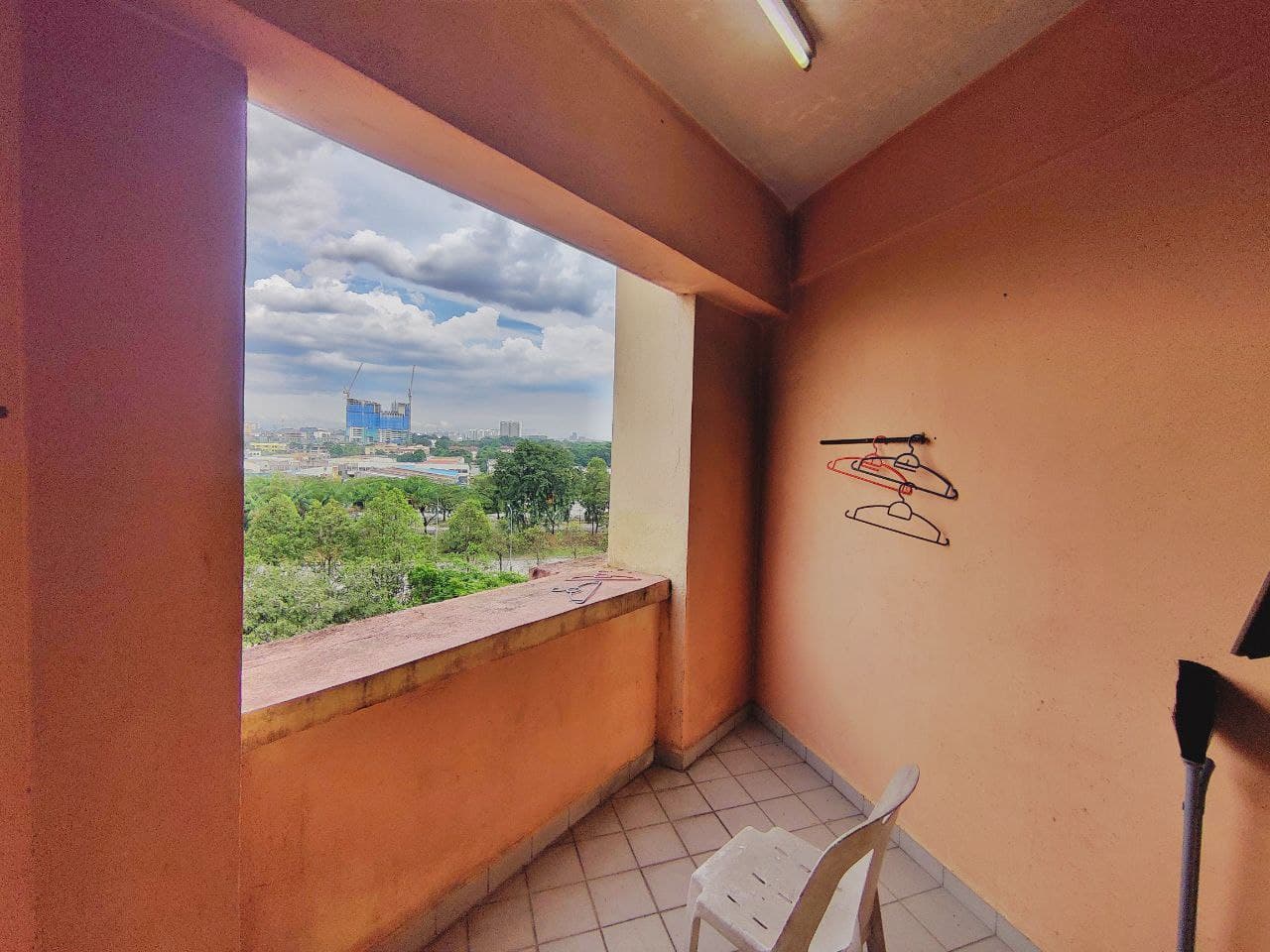 CORNER UNIT Brunsfield Riverview Apartment - photo 8