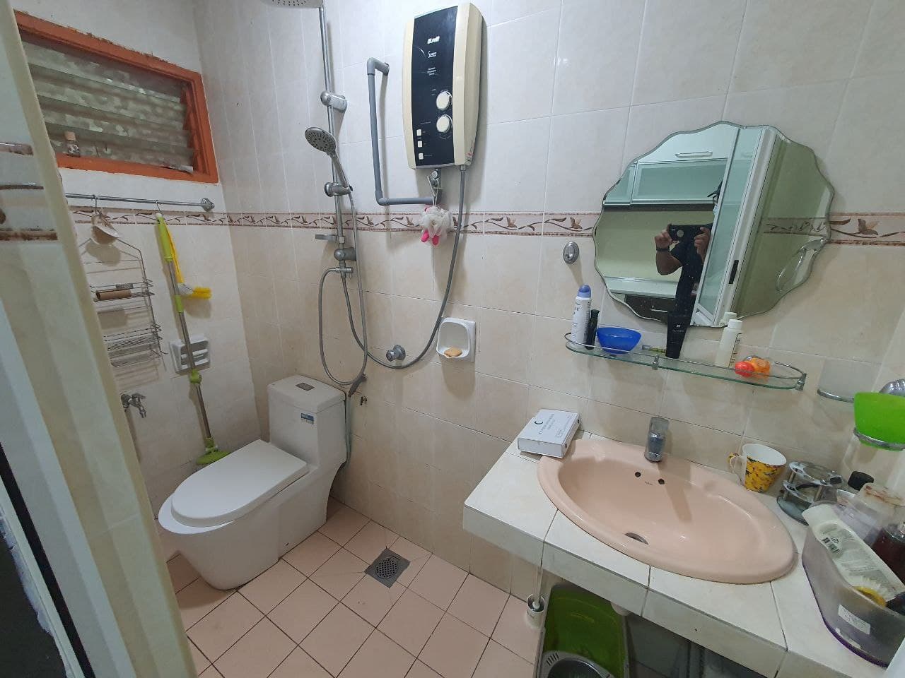 RENOVATED FACING OPEN 2 Storey Kajang Perdana - photo 7