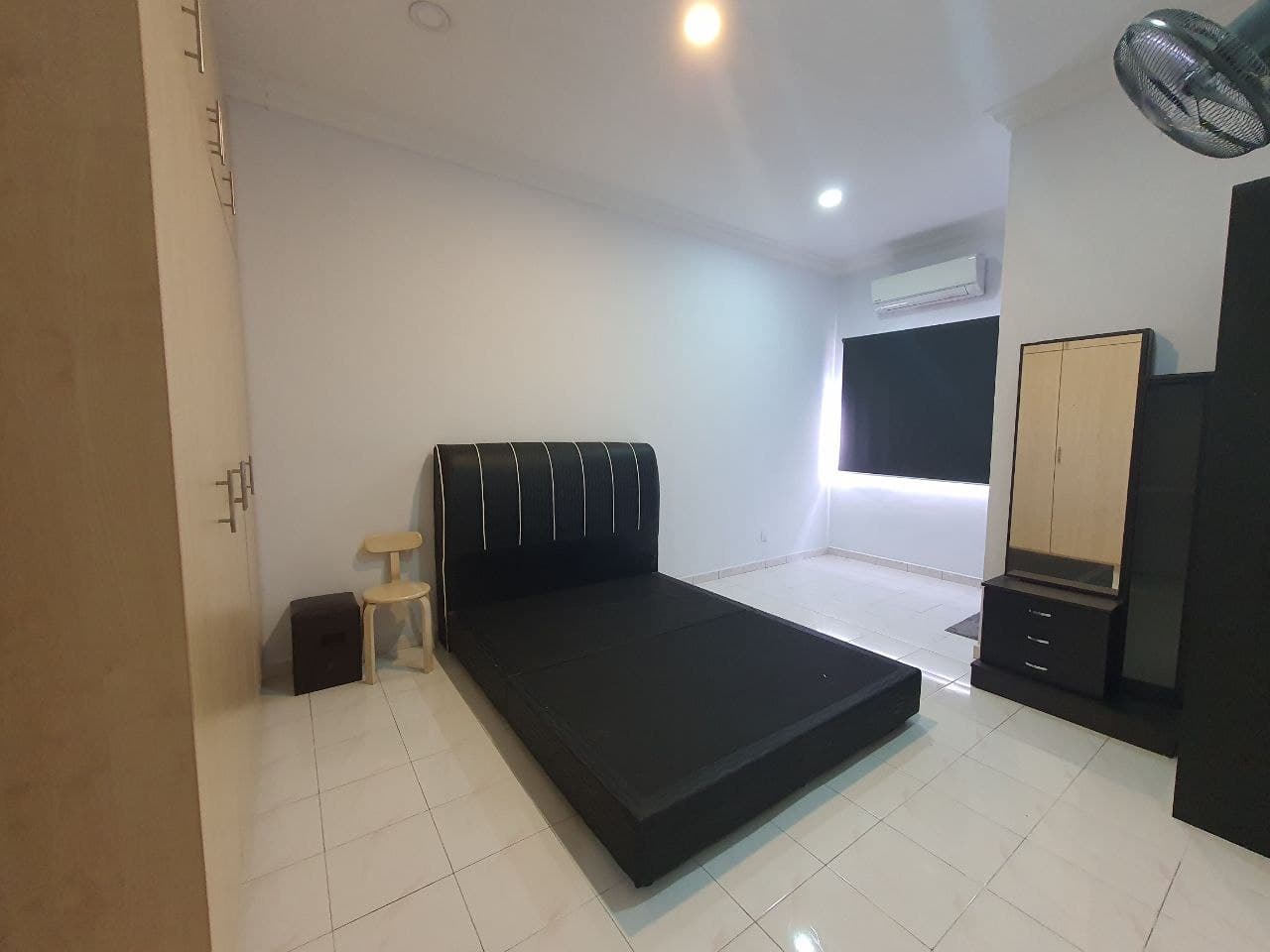 RENOVATED FACING OPEN 2 Storey Kajang Perdana - photo 9