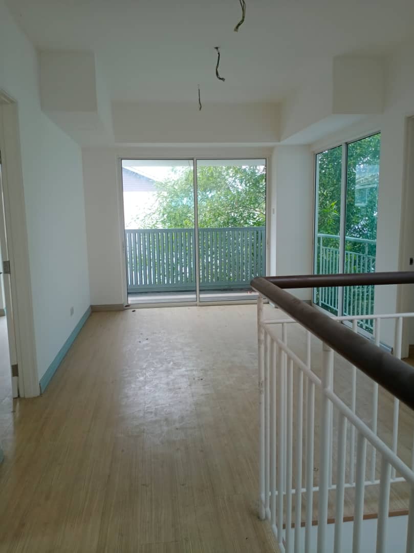 CORNET LOT 3 Storey Taman Nadayu 92 Kajang - photo 2