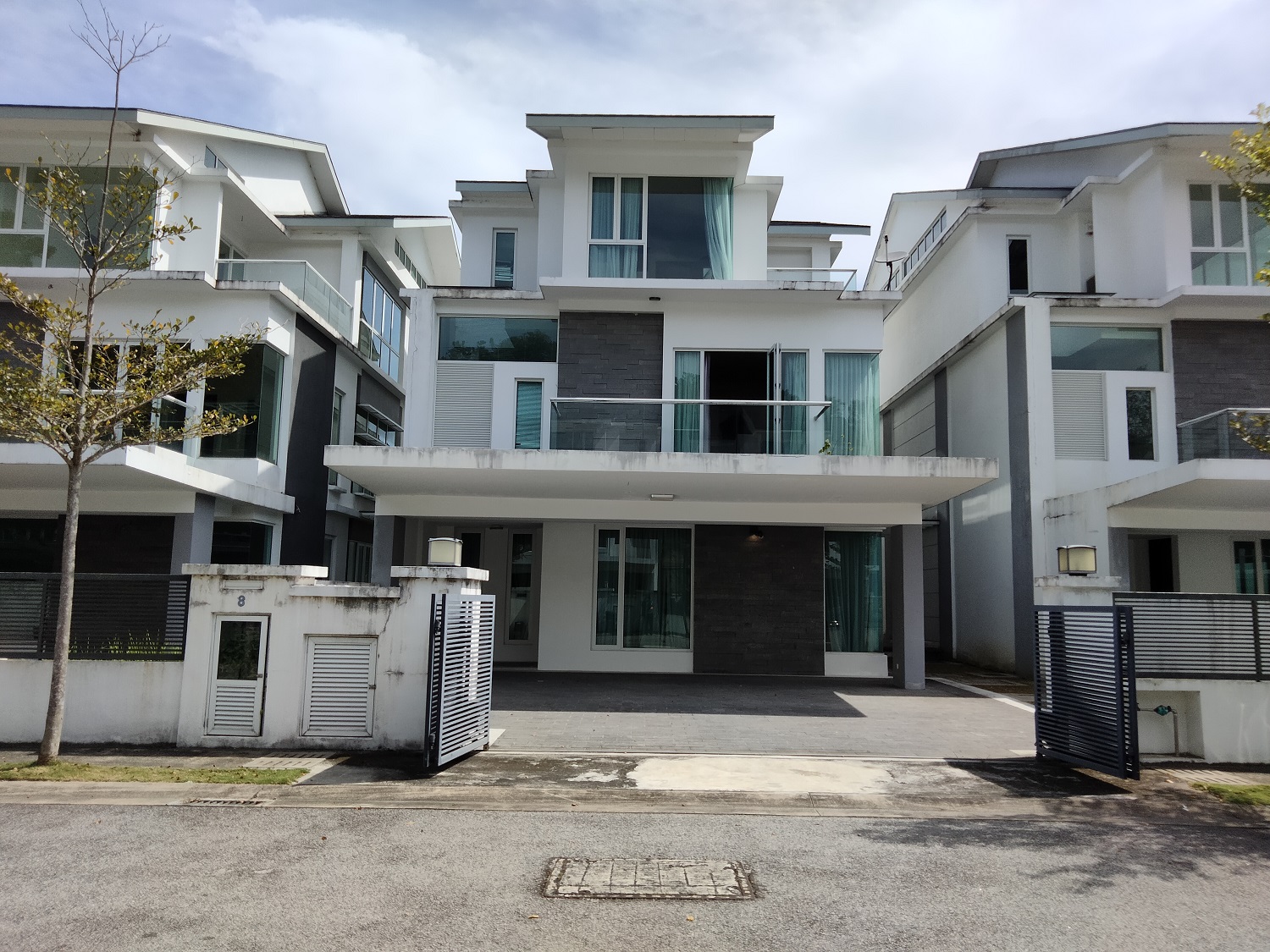 LUXURY 3 Storey Bungalow Damaisari Wangsa Melawati - photo 3