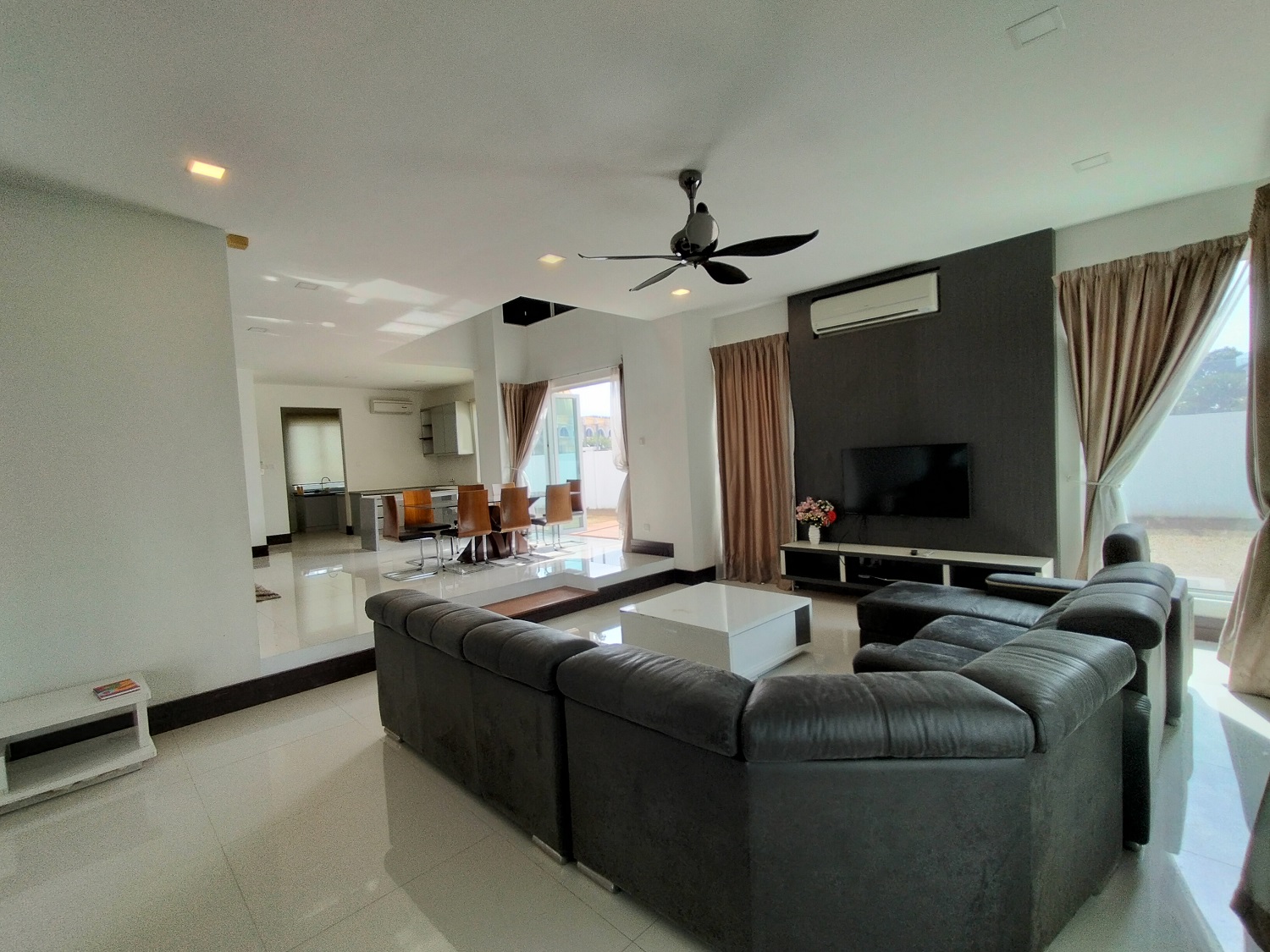 LOW DENSITY 3 Storey Bungalow Damaisari KL - photo 5