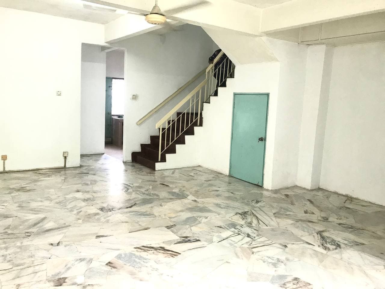 FACING OPEN 2 Storey Taman Semarak Kajang - photo 5