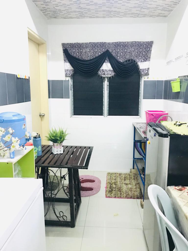 GOOD CONDITION Pangsapuri Melor Seksyen 5 Bangi - photo 2