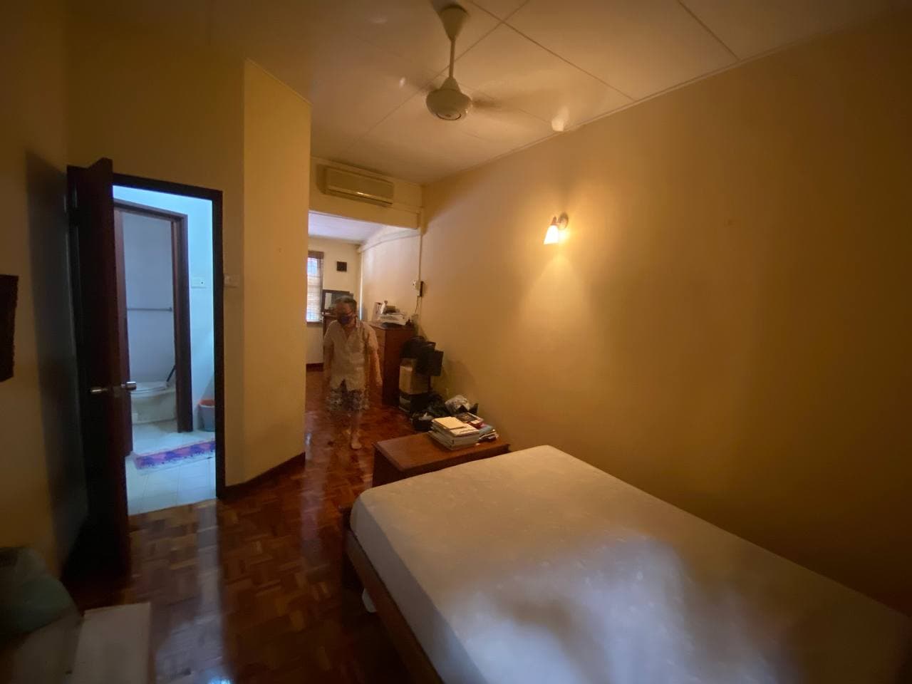 RENOVATED 2 Storey Bandar Utama 10 Petaling Jaya - photo 4