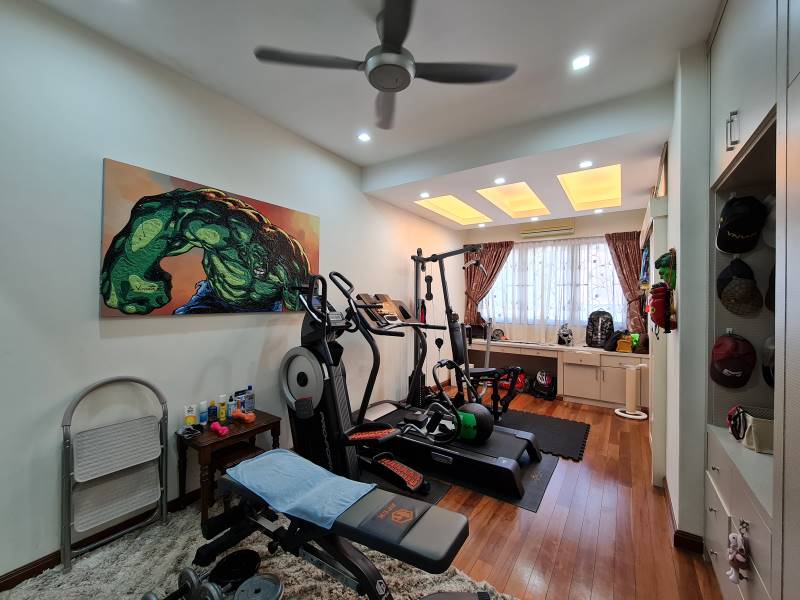 RENOVATED FURNISHED 3 Storey Taman Tun Abdul Razak - photo 10