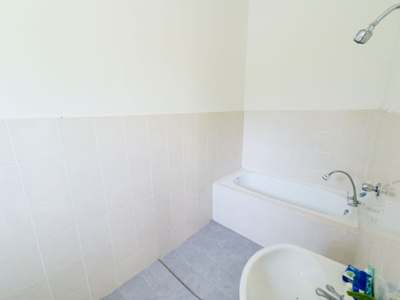FACING OPEN 1 Storey Bungalow Mahkota Hills Lengge - photo 12