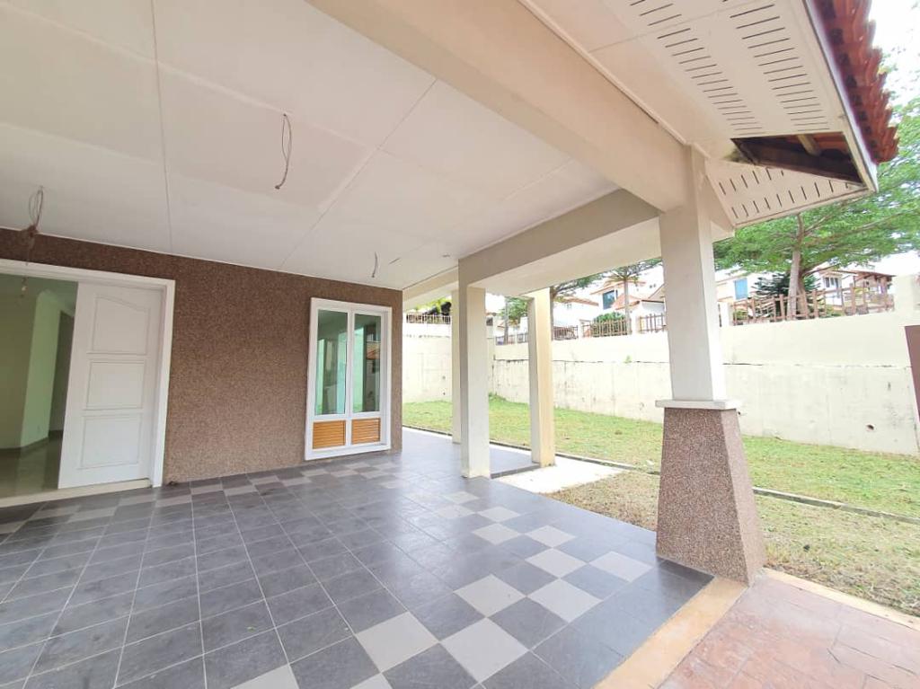 CORNER LOT 3 Storey Semi D Seksyen 9 Shah Alam - photo 12