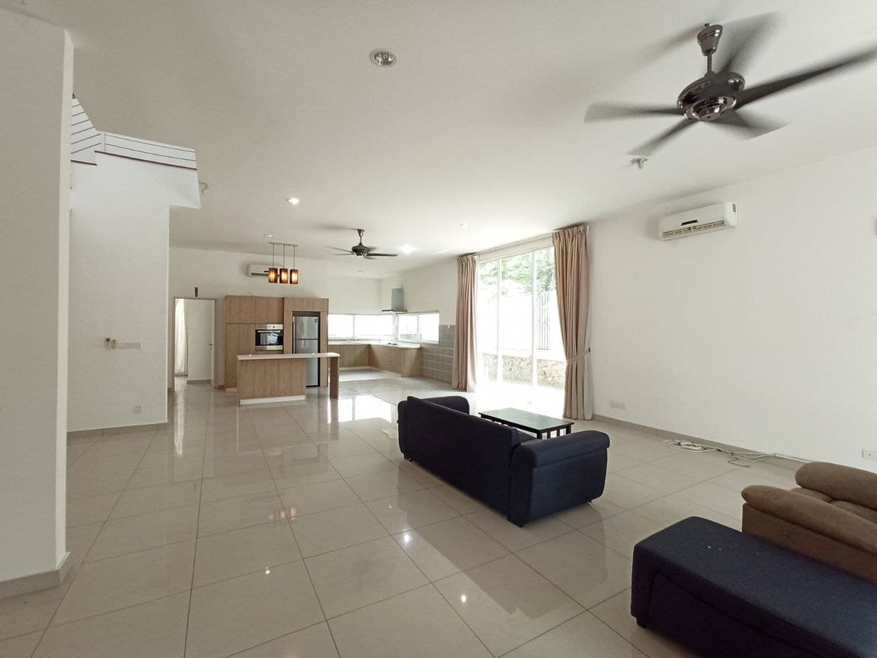 RENOVATED 2Storey SemiD Evergreen Garden Residence - photo 7