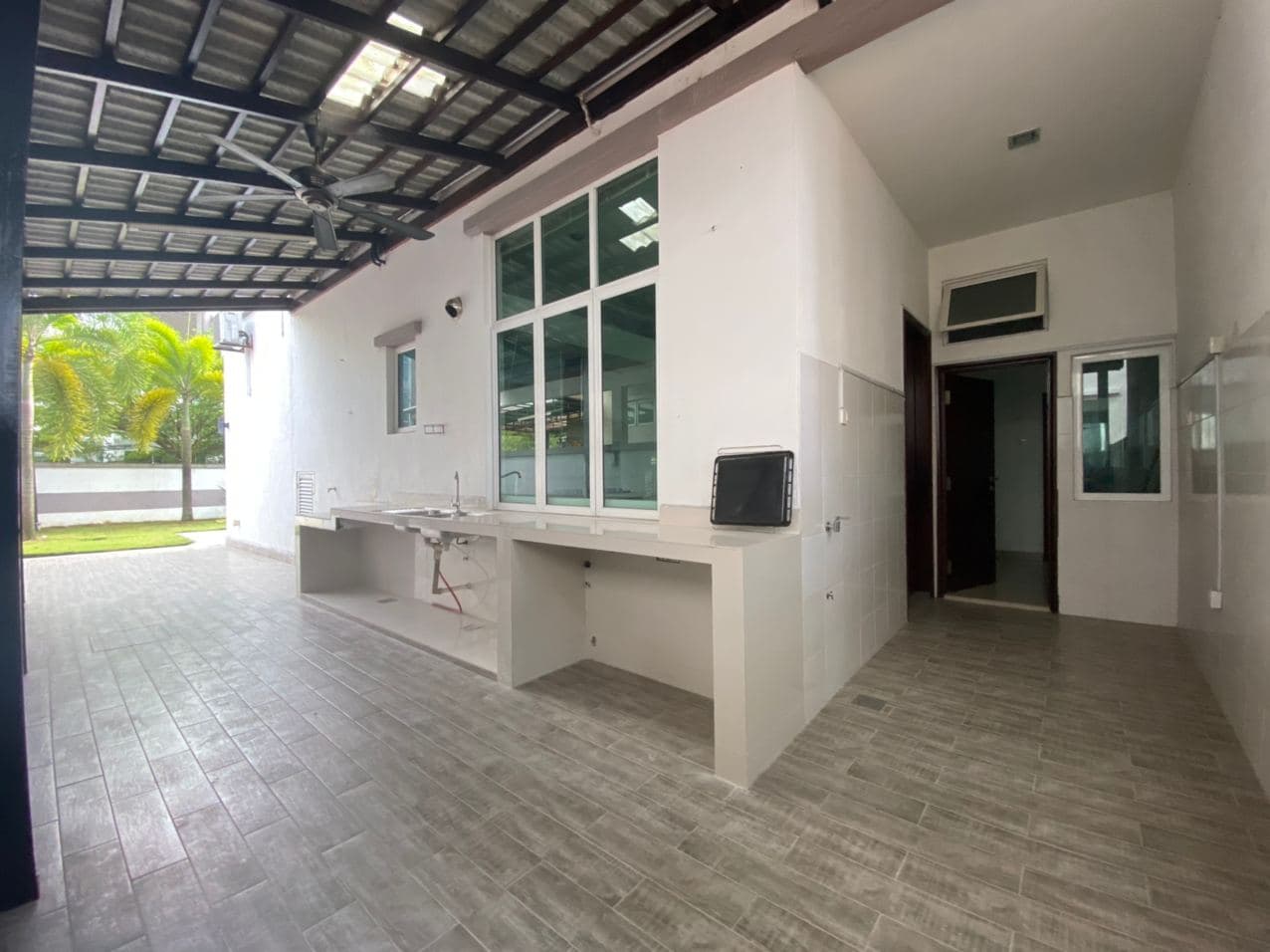 CORNER LOT 3 Storey Semi D Beverly Heights Ampang - photo 4