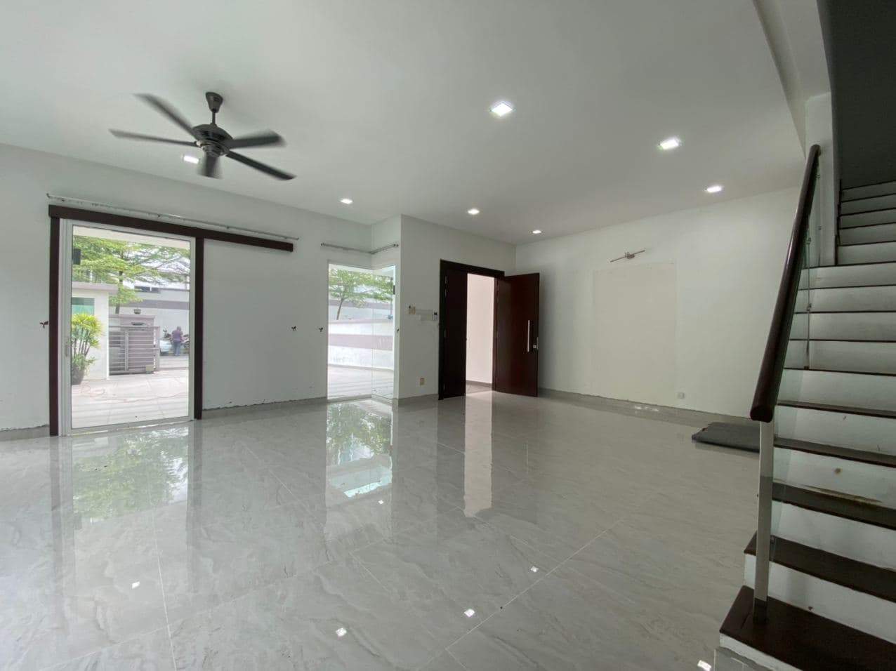 CORNER LOT 3 Storey Semi D Beverly Heights Ampang - photo 9