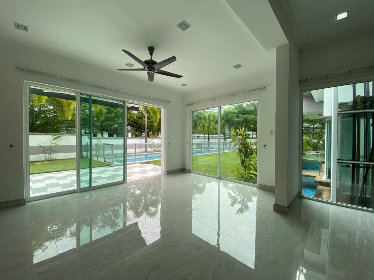 CORNER LOT 3 Storey Semi D Beverly Heights Ampang - photo 11