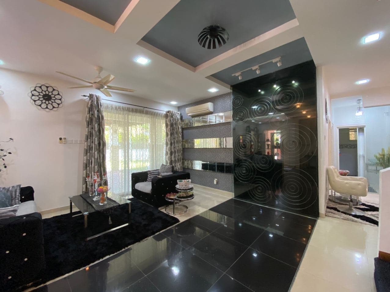 CORNER 2 Storey Semi D Tropika Kemensah Melawati - photo 9