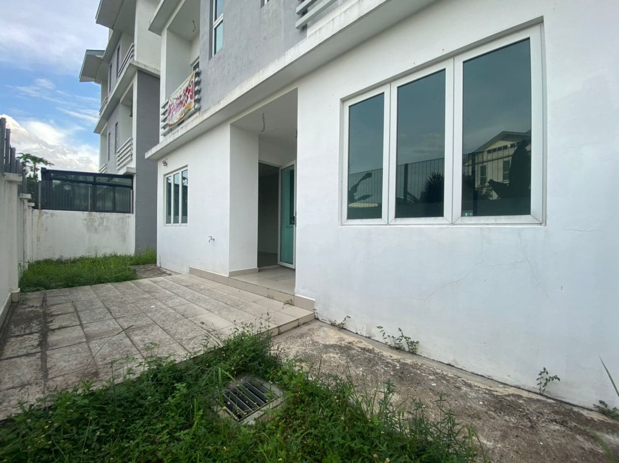 BEAUTIFUL 3 Storey Bungalow Damaisari Wangsa Melaw - photo 3