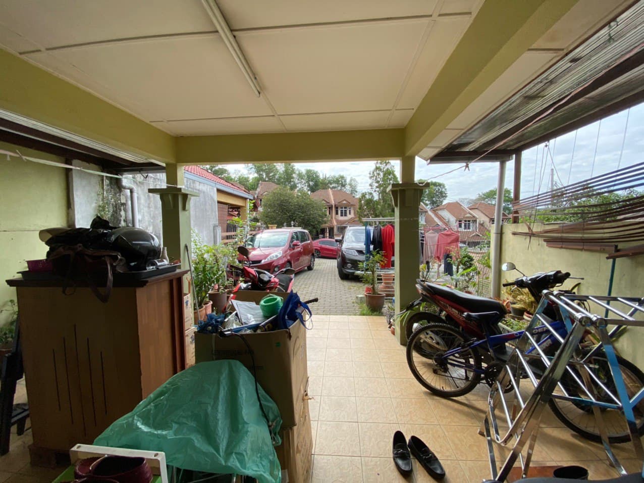 PARTIAL FURNISHED 2 Storey Seksyen 8 Shah Alam - photo 3