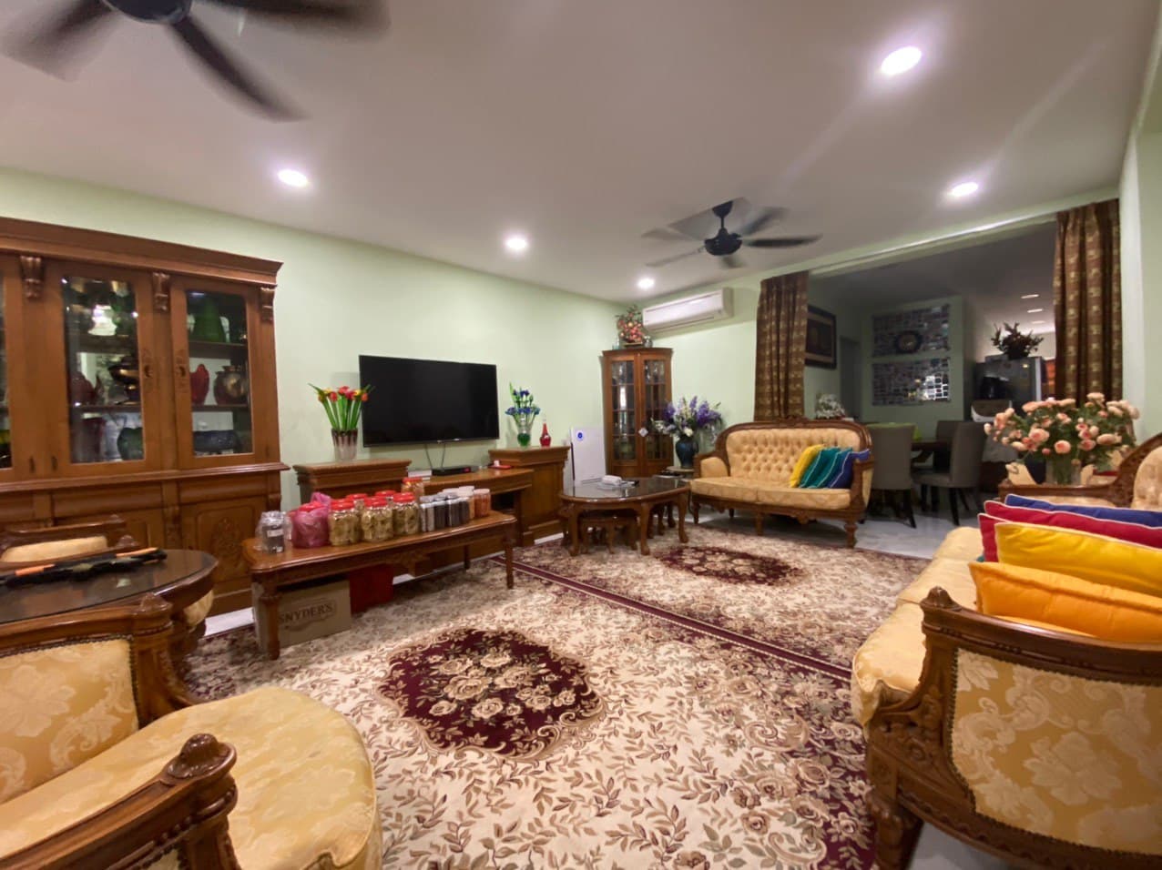 PARTIAL FURNISHED 2 Storey Taman Setiawangsa KL - photo 2