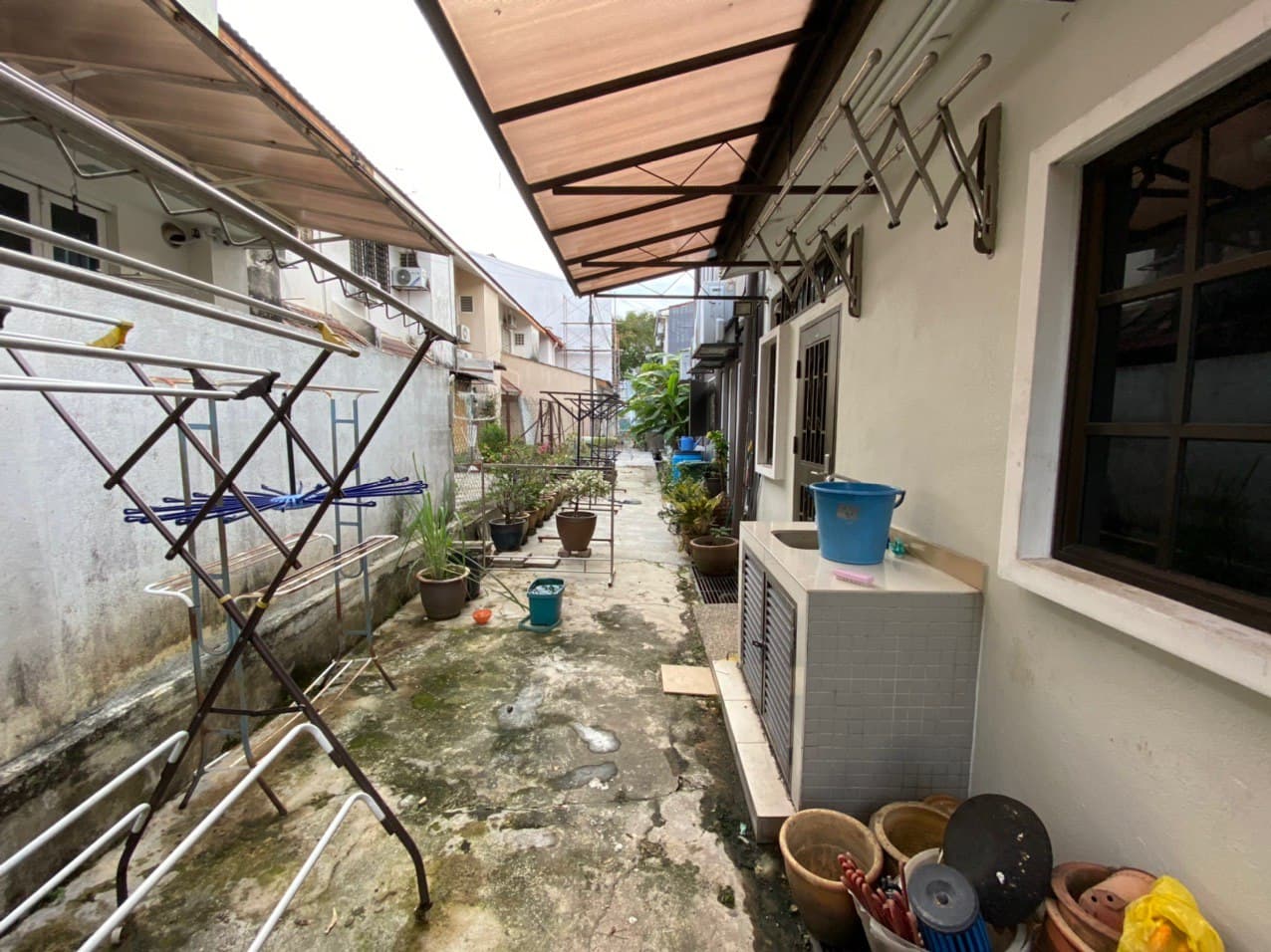 PARTIAL FURNISHED 2 Storey Taman Setiawangsa KL - photo 10