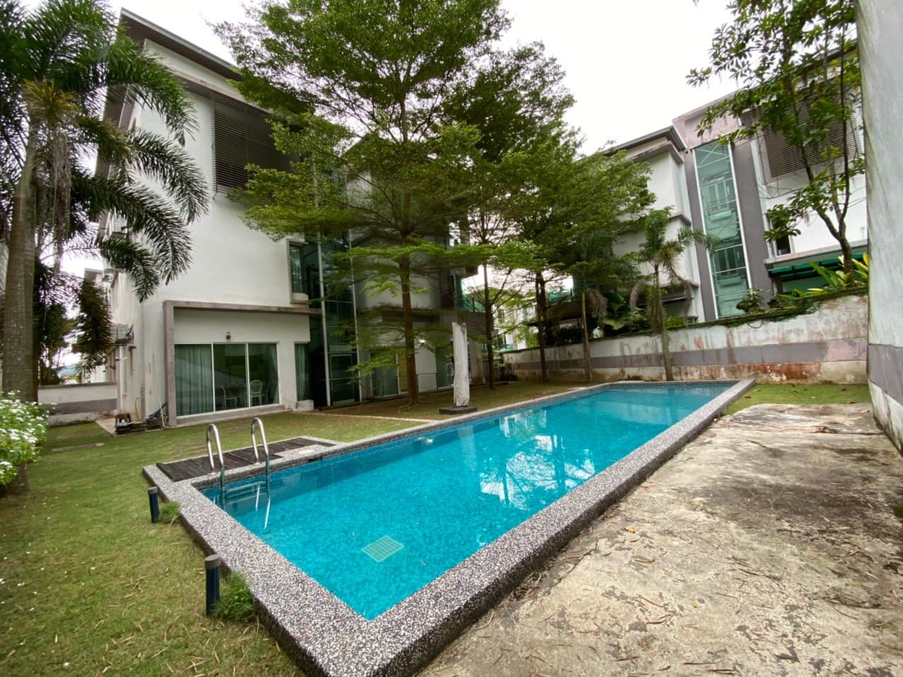 CORNER LOT 3 Storey Semi D Beverly Heights Ampang - photo 4