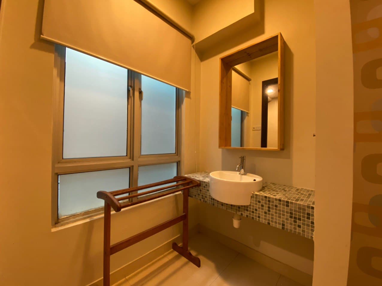 WELL MAINTAINED Riana Green East Condominium - photo 7
