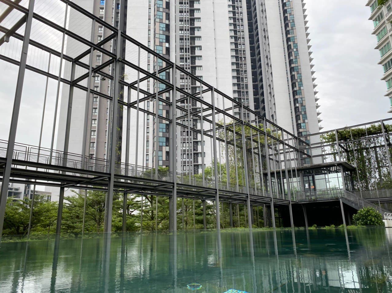 WELL MAINTAINED Riana Green East Condominium - photo 11