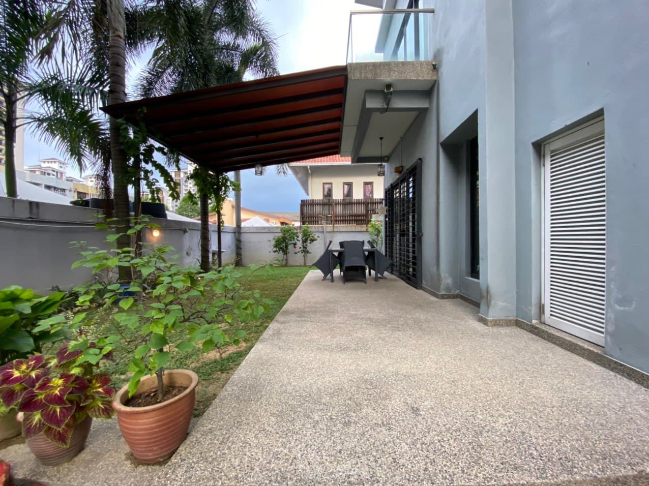 VERY BEAUTIFUL 2 Storey Bungalow Taman Utama Ampan - photo 6